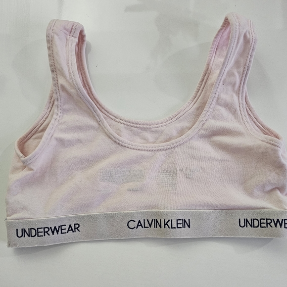 Calvin Klein Youth Pink Large Sports Bra | In good condition, used few times - Picture 2 of 3